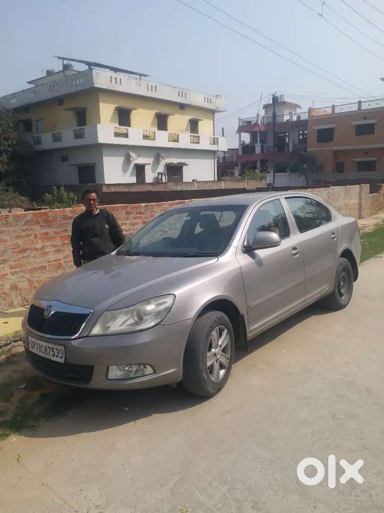Skoda Laura 2011 Petrol 94000 Km Driven