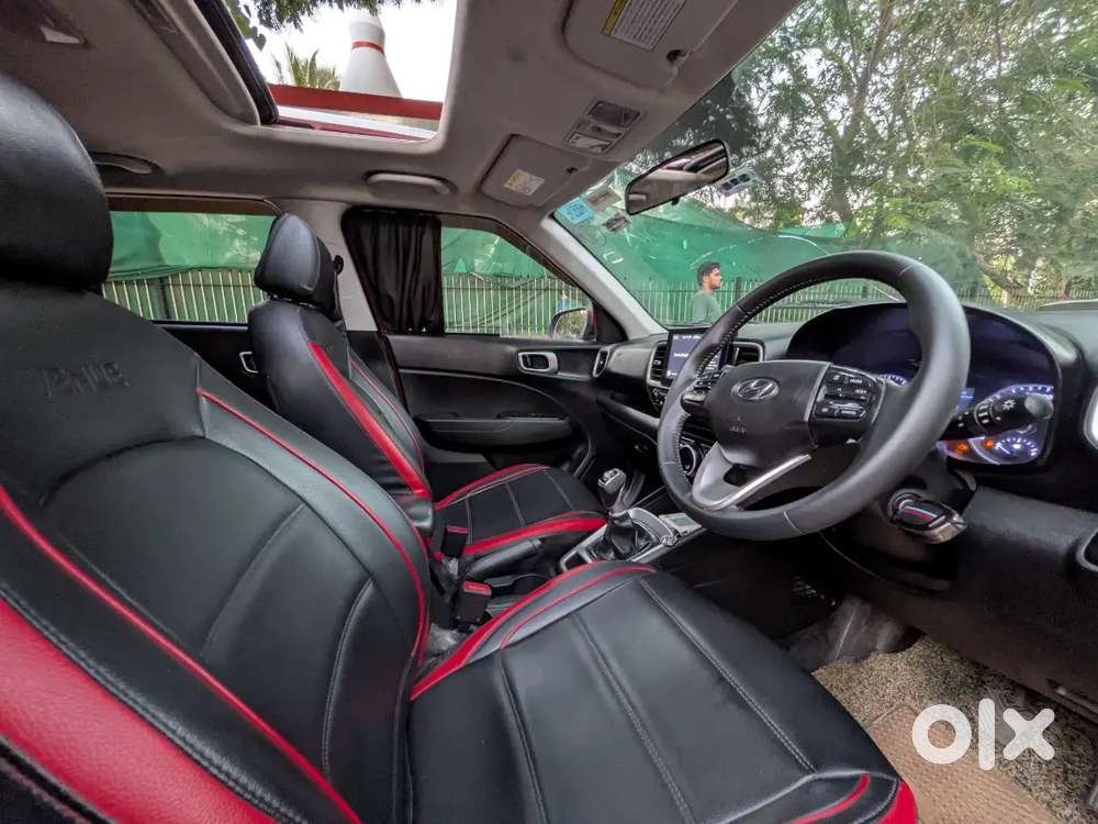 Hyundai Venue 2021 Petrol Well Maintained