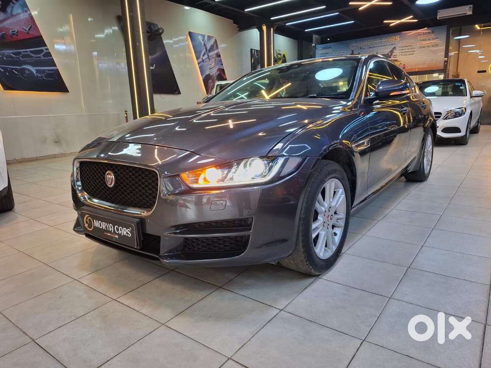 Jaguar Xe Prestige, 2016, Petrol