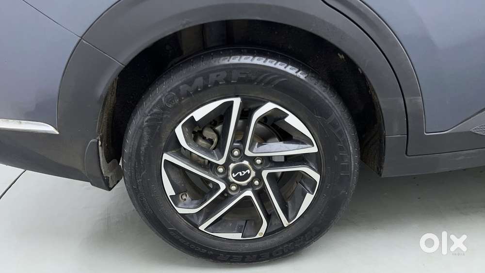 Kia Carens 1.4 Prestige Plus Turbo 7 Str, 2022, Petrol