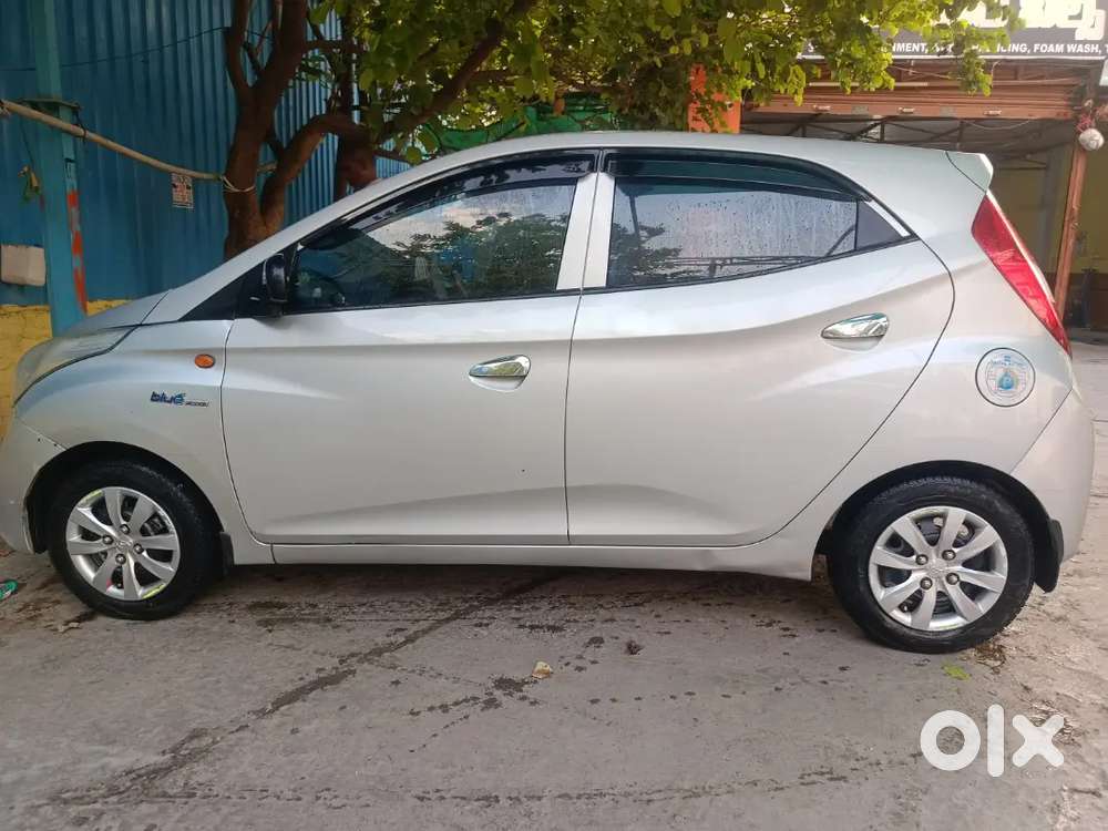 Hyundai Eon 2013 Lpg And Petrol 107521 Km Driven