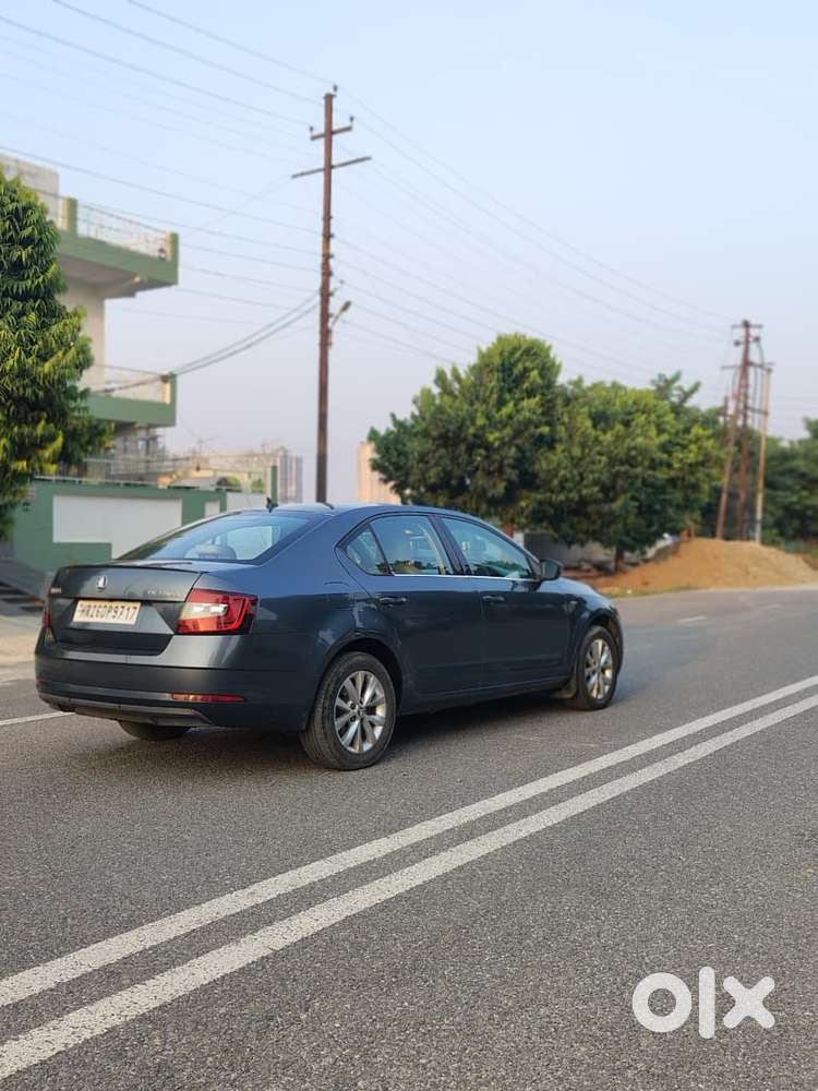 Skoda Octavia Facelift Essence, 2018, Petrol