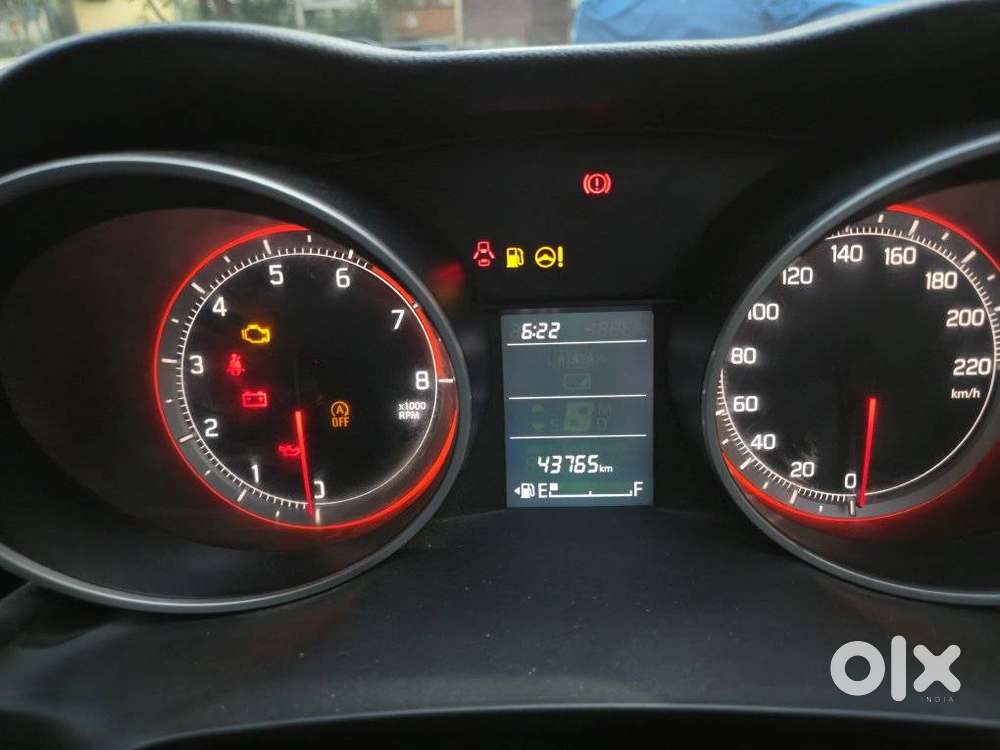 Maruti Suzuki Swift Vxi + Manual, 2021, Petrol