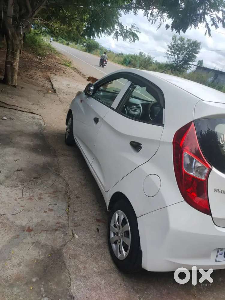 Hyundai Eon 2013 Petrol 140000 Km Driven