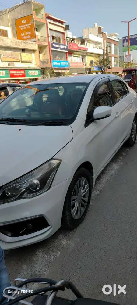 Car Bahut Achhi H New Lani H Esliye Sale Kr Rha Hu