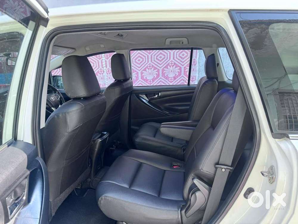 Toyota Innova Crysta 2018 Diesel Well Maintained