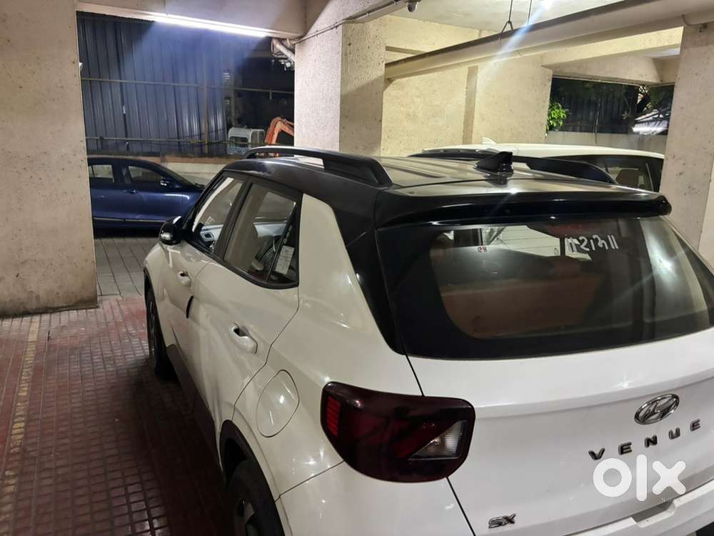 Hyundai Venue Petrol 2019