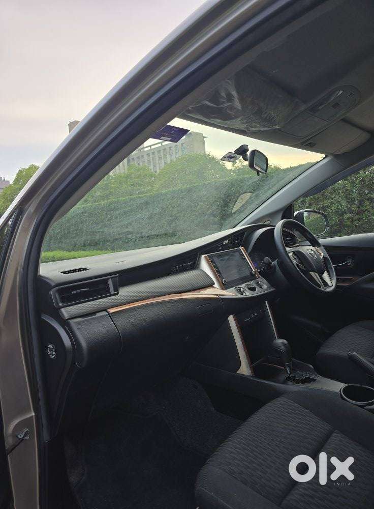 Toyota Innova Crysta [2020-ongoing] 2.7 Gx At 7 Str, 2021, Diesel