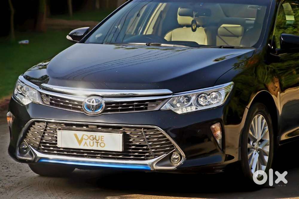 Toyota Camry Hybrid 2.5, 2017, Cng & Hybrids