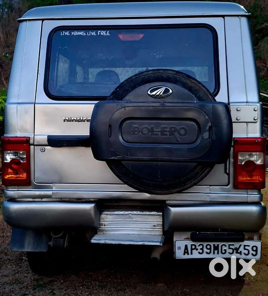 Mahindra Bolero 2.5 Sle Diesel Manual 215