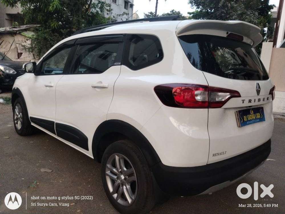 Renault Triber Rxz, 2020, Petrol