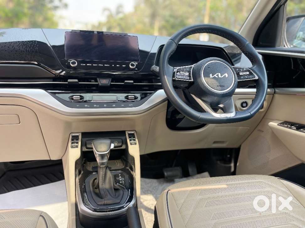 Kia Carens 1.5 Luxury Plus Diesel At 7 Str, 2023, Diesel