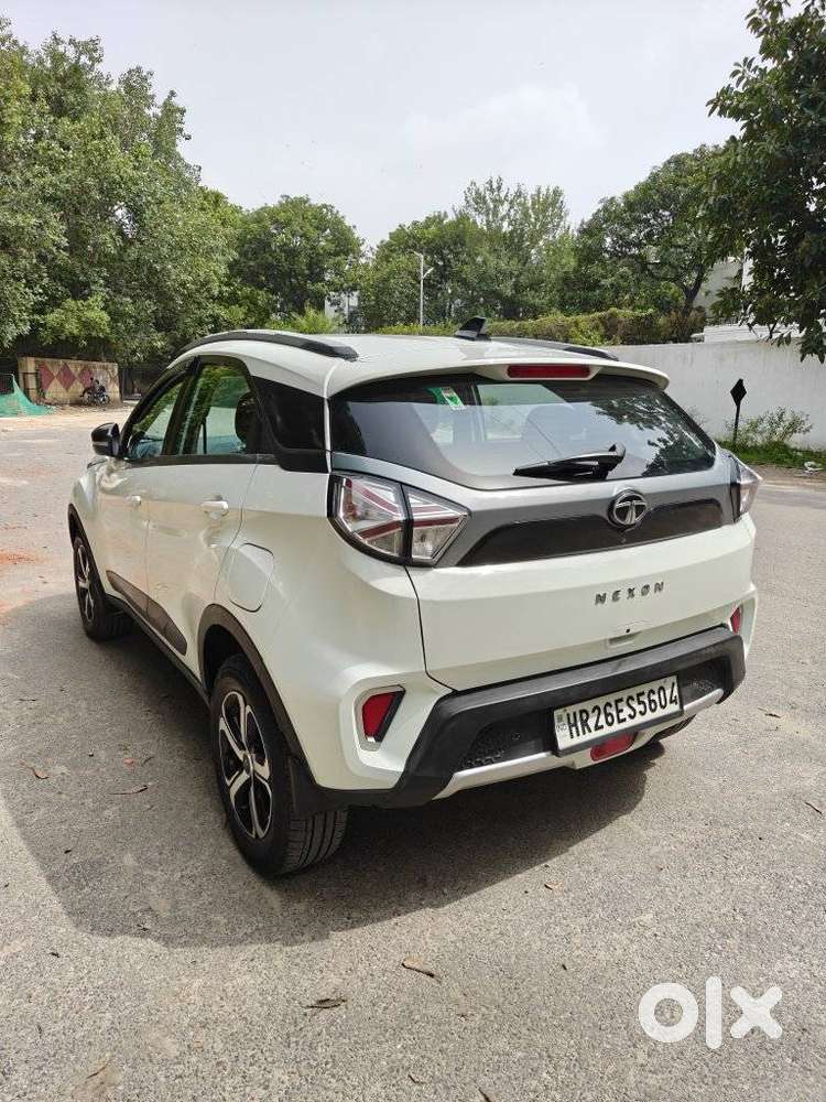 Tata Nexon 1.2 Revotron Xza Plus, 2021, Petrol