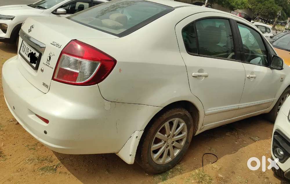 Maruti Suzuki Sx4 2010 Petrol 79000 Km Driven Premium Sedan
