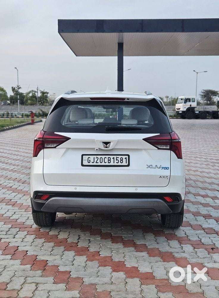 Mahindra Xuv700 2.2 Ax 7 Diesel Mt Luxury Pack Str, 2025, Diesel
