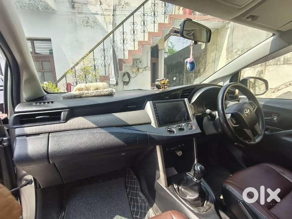 Toyota Innova Crysta Diesel 2017