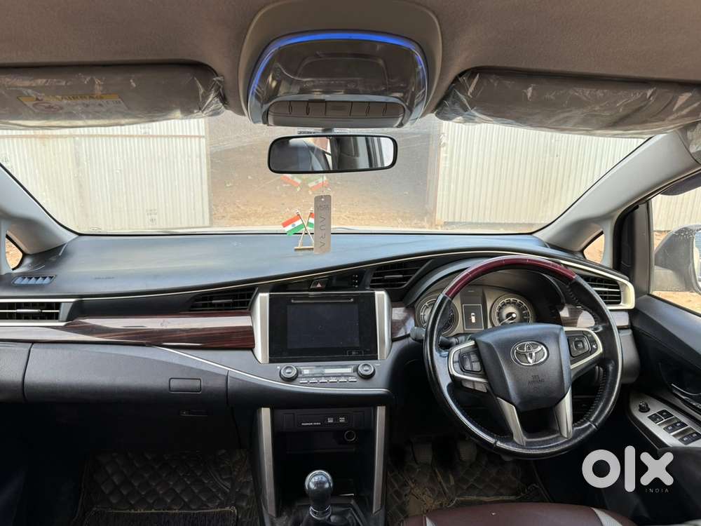 Toyota Innova Crysta 2018 Diesel Well Maintained