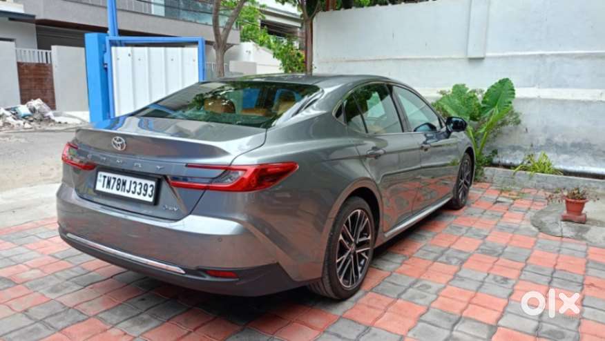 Toyota Camry Hybrid, 2025, Cng & Hybrids