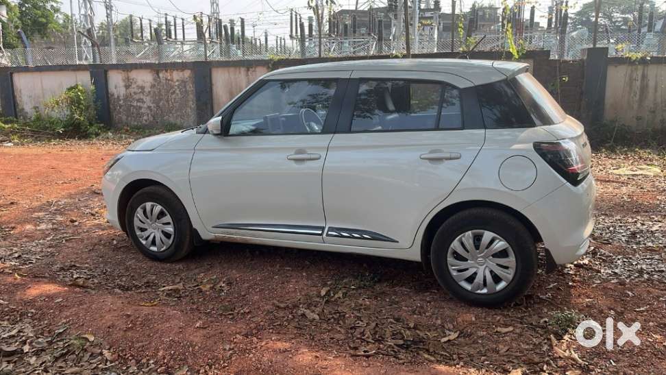 Maruti Suzuki Swift 1.2 Dlx, 2024
