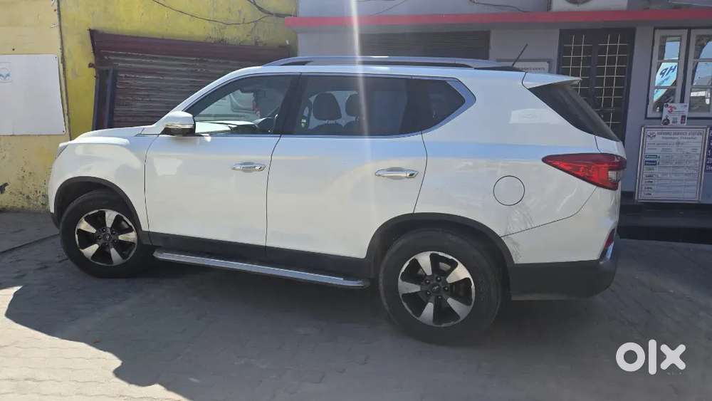 Mahindra Alturas G4 2019 Diesel Good Condition