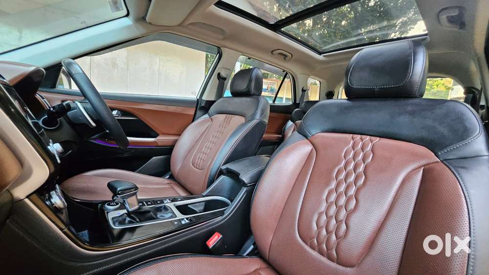 Hyundai Alcazar 1.5 Signature (o) Diesel At 6 Str Dual Tone, 2023, D..