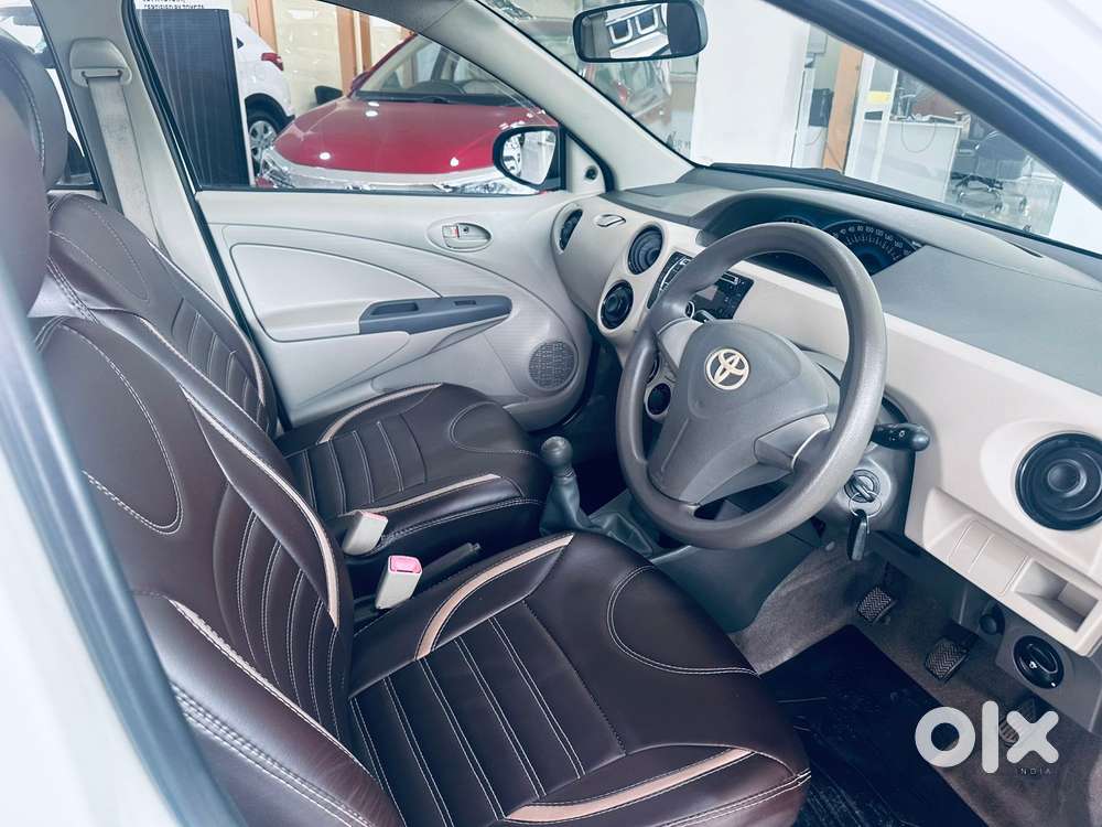 Toyota Etios Liva 1.2 G, 2016, Petrol