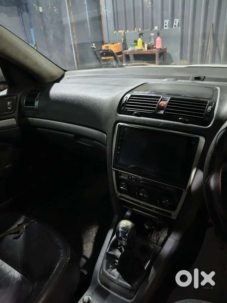 Skoda Laura 2006 Diesel 140000 Km Driven