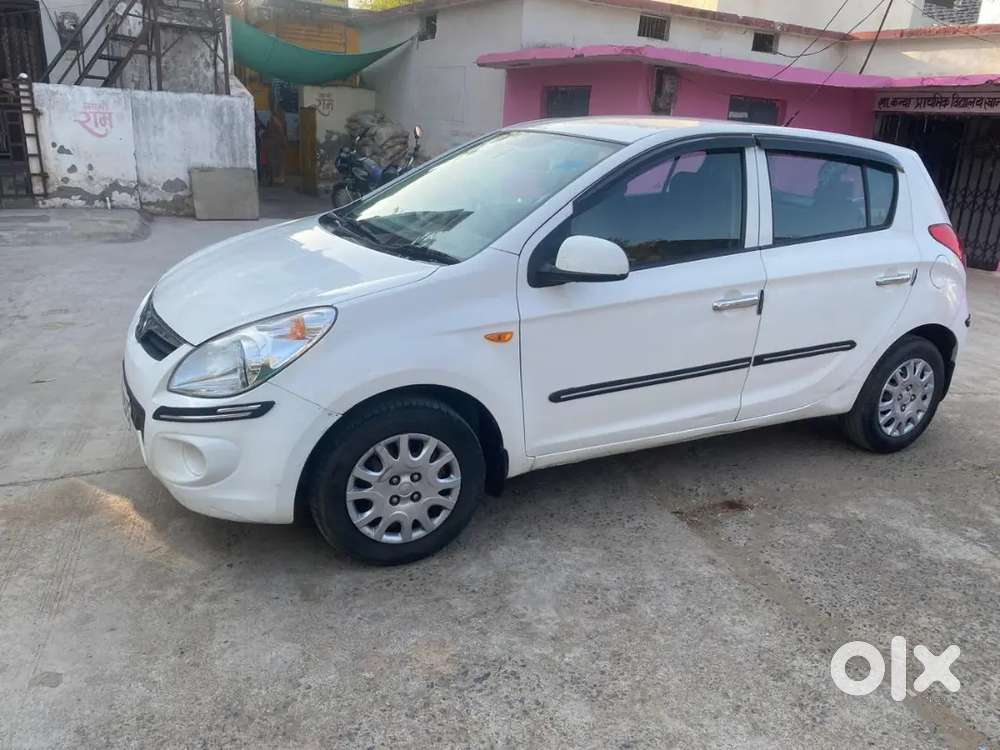 Hyundai I20 Urgent Sale Lene Wale Hi Contact Kare Plss