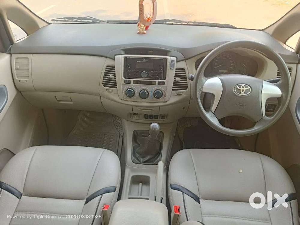 Toyota Innova 2.5 Gx 7 Str Bs-iii, 2013, Diesel