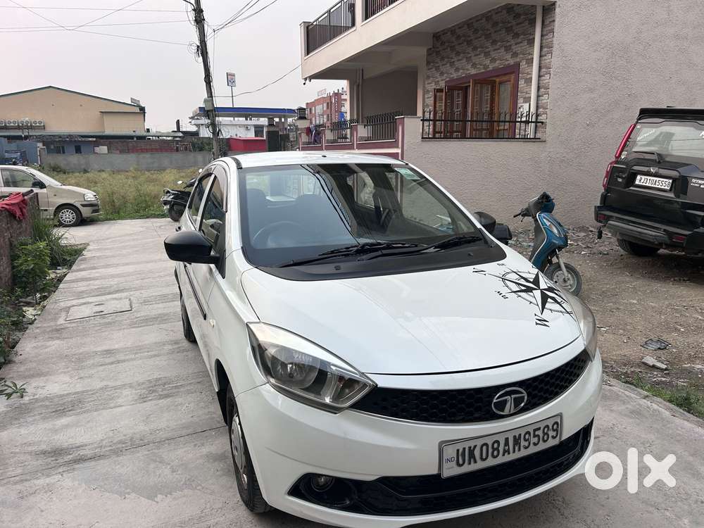 Tata Tiago 1.2 Revotron Xm, 2016, Petrol
