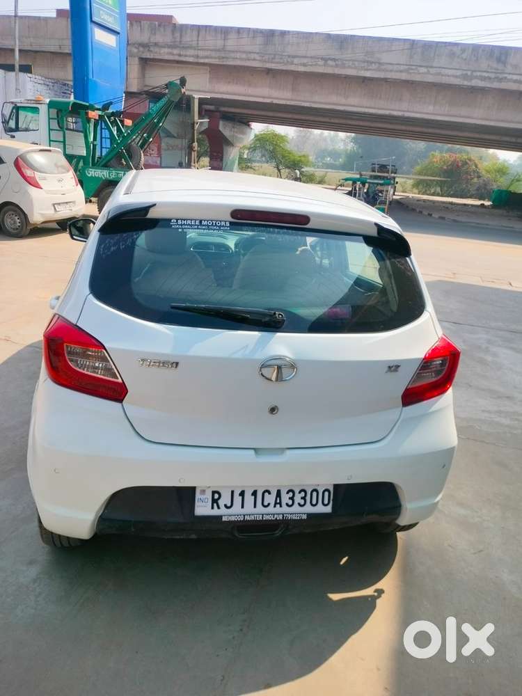 Tata Tiago Petrol 2018