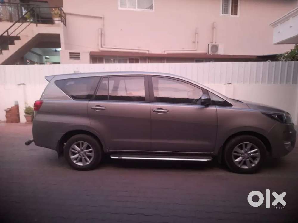 Toyota Innova Crysta 2023 Diesel Mt 7str