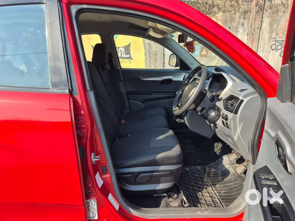 Mahindra Kuv100 Nxt 1.2 K6 Plus Petrol 6 Str, 2017, Petrol