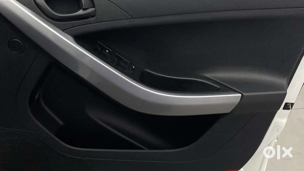 Tata Nexon 1.2 Revotron Xm (s), 2022, Petrol