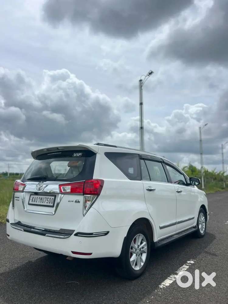 Toyota Innova Crysta 2020