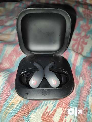 Beats Ear pods Accessories 1760271060