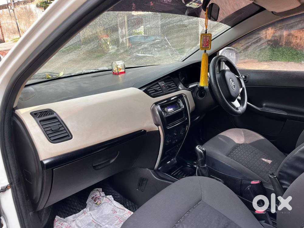 Tata Zest Revotron 1.2t Xe, 2018, Petrol