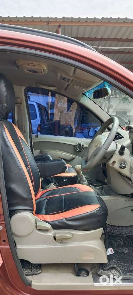 Mahindra Quanto C8, 2015, Diesel