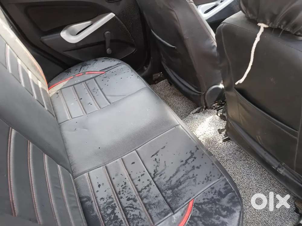 Ford Figo Petrol Lxi 2012