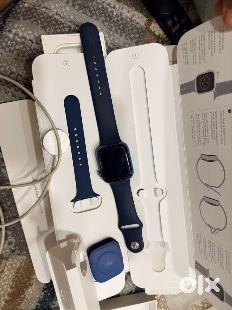 Apple Watch Series 7 45mm GPS cellular Blue Really good condition