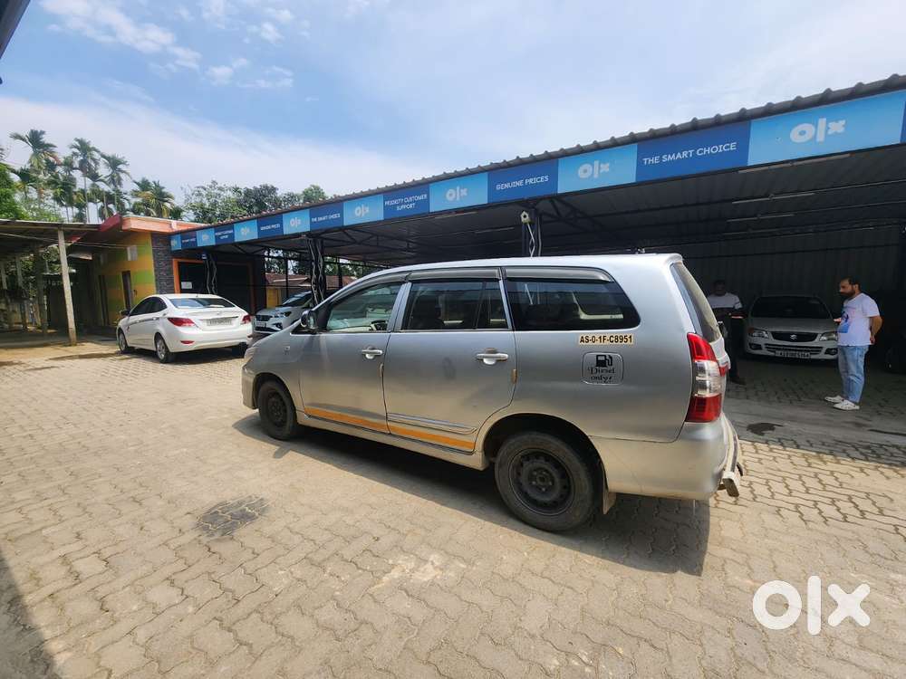 Toyota Innova 2.5 G (diesel) 8 Seater, 2015, Diesel