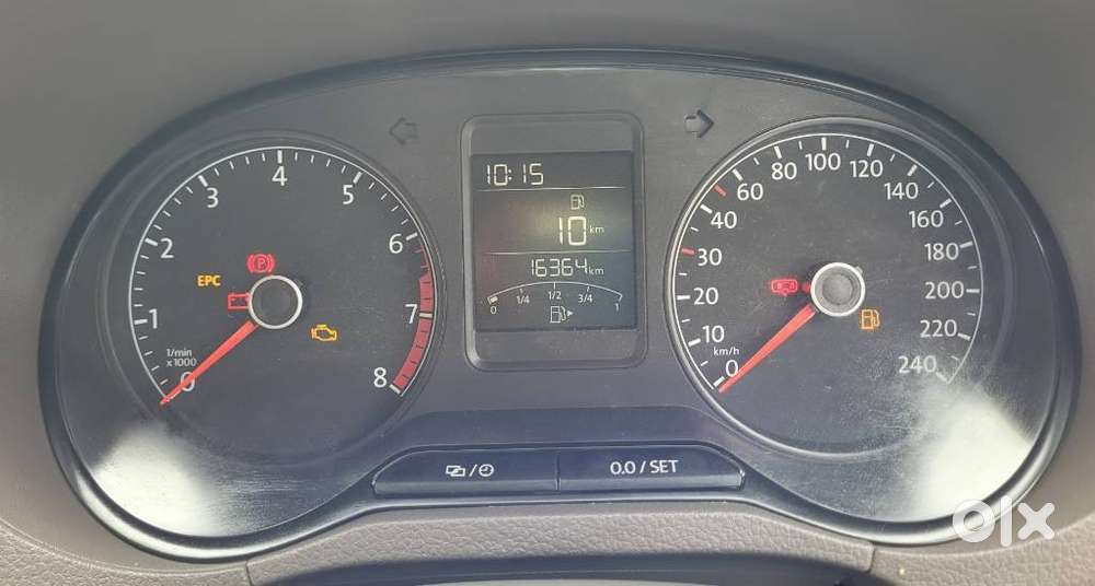 Volkswagen Vento Petrol Highline, 2015, Petrol
