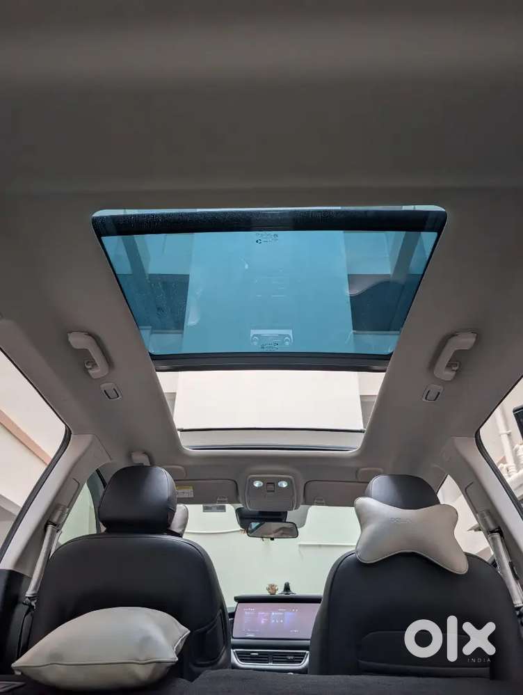 Mahindra Xuv700 2025 Diesel 7 Str Panaromic Sunroof Ventilated Seats