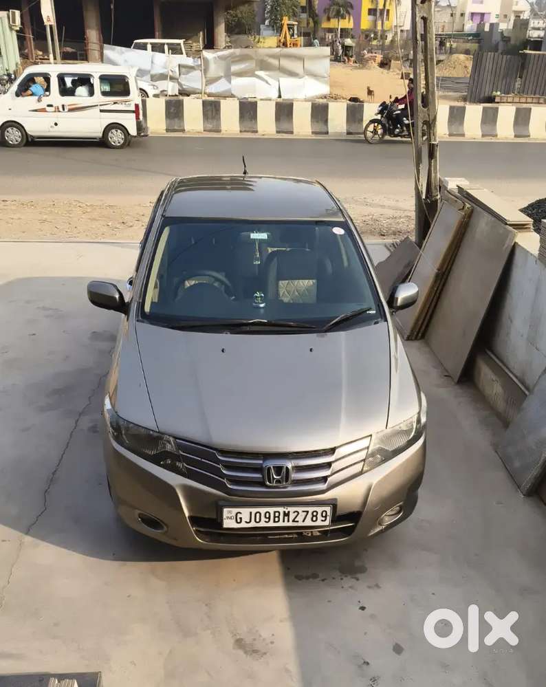 Honda City 2010 Car Variant