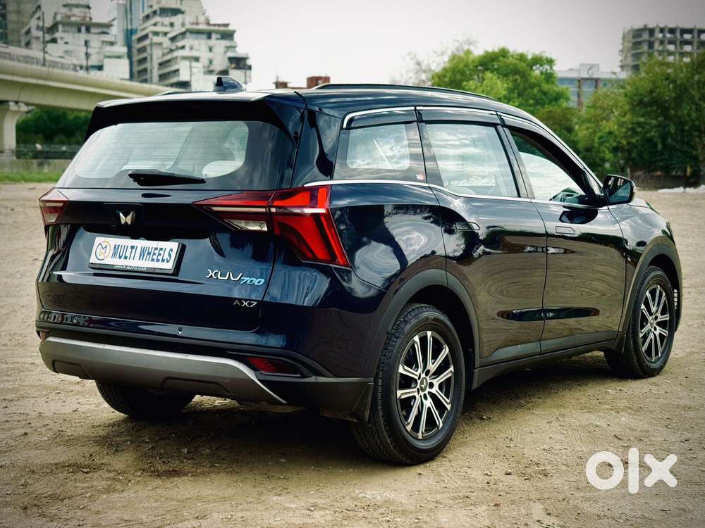 Mahindra Xuv700 2.0 Ax 7 Petrol At Str, 2024, Petrol