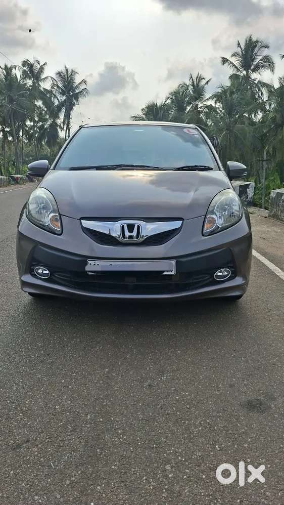 Honda Brio 2014 Full Option Automatic