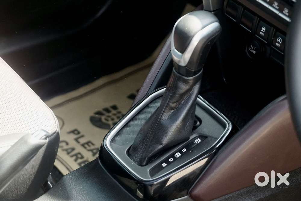 Maruti Suzuki Grand Vitara 1.5 Alpha Smart Hybrid At, 2024, Petrol