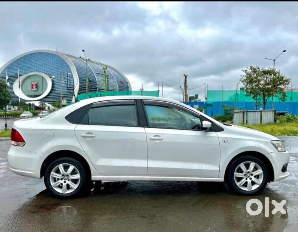 Volkswagen Vento 2012 Diesel Highline 83000 Km Driven