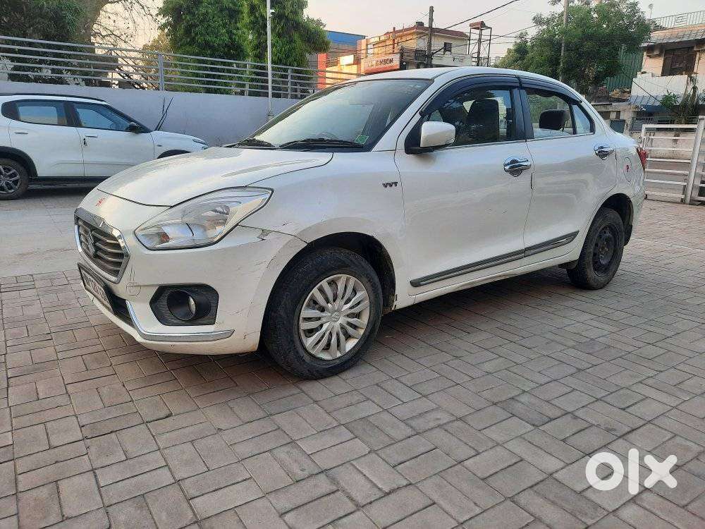 Maruti Suzuki Dzire 1.2 Vxi, 2018, Petrol