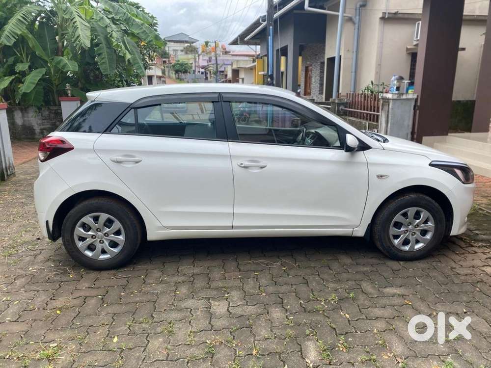 Hyundai Magna I20 Petrol With Just 35000 Km Driven